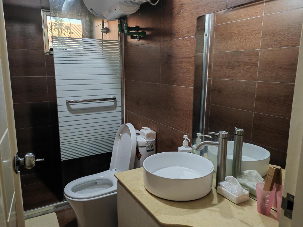 Lata Hotel Nuku'alofa Esterno foto
