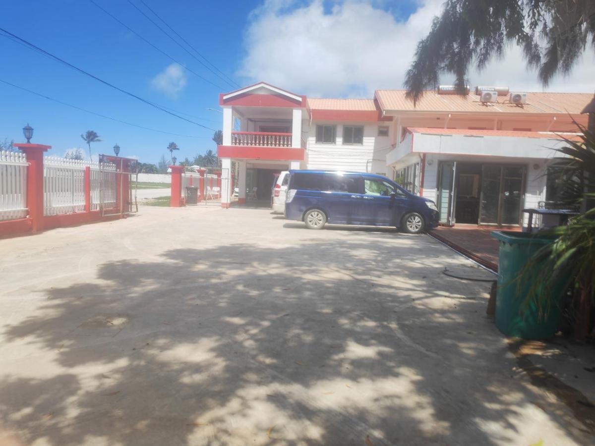 Lata Hotel Nuku'alofa Esterno foto